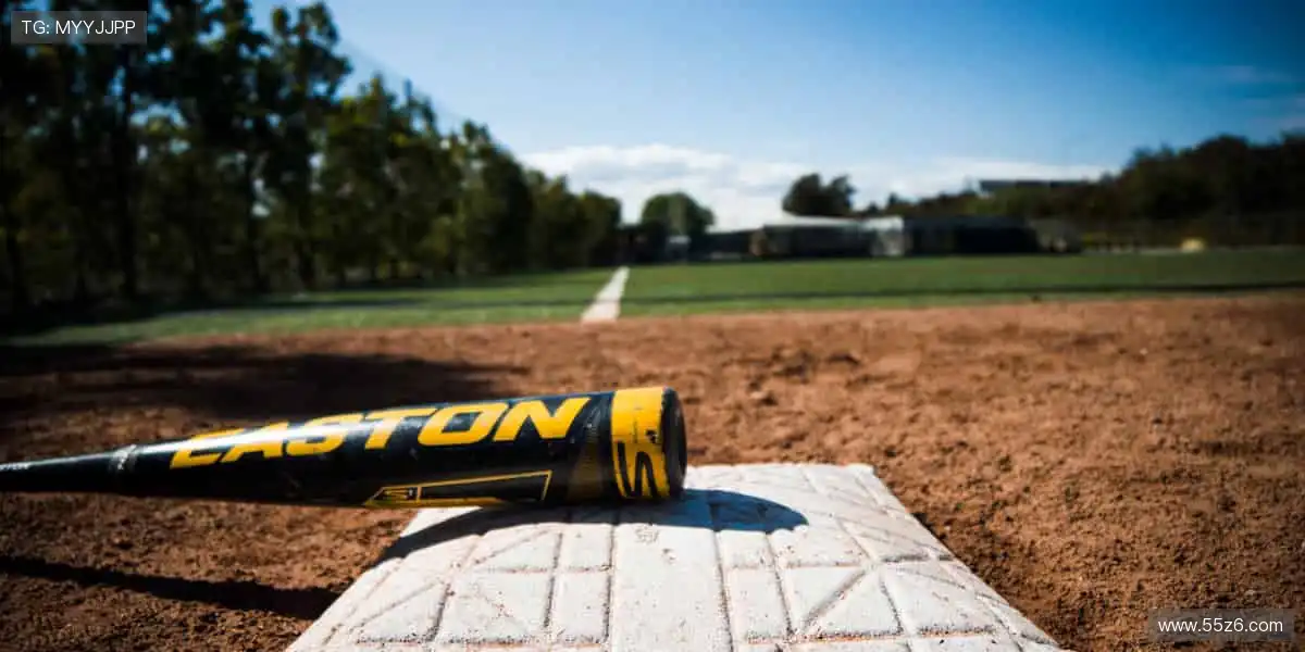 赛场之外，我们与你同在 —— 实时解说，深度分析！🎙️📊